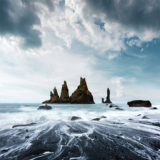 Basalt rock formations troll toes 2022 02 02 03 48 23 utc.jpg